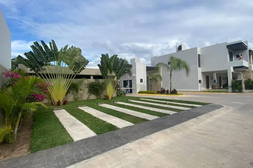 Big New House In Selvanova Coto 9 Playa del Carmen Holiday home