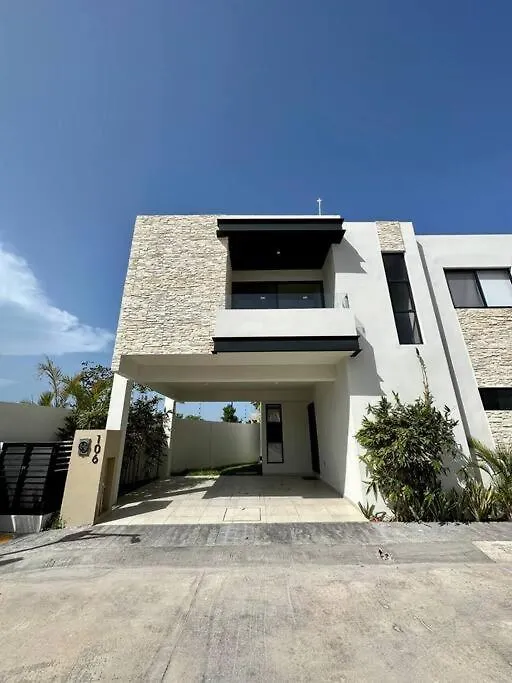 Holiday home Big New House In Selvanova Coto 9 Playa del Carmen Mexico