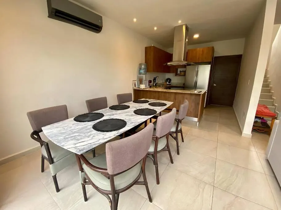 Big New House In Selvanova Coto 9 Плая-дель-Кармен